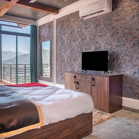 Hillcrest Heights Bed and Breakfast Kasauli Buitenkant foto