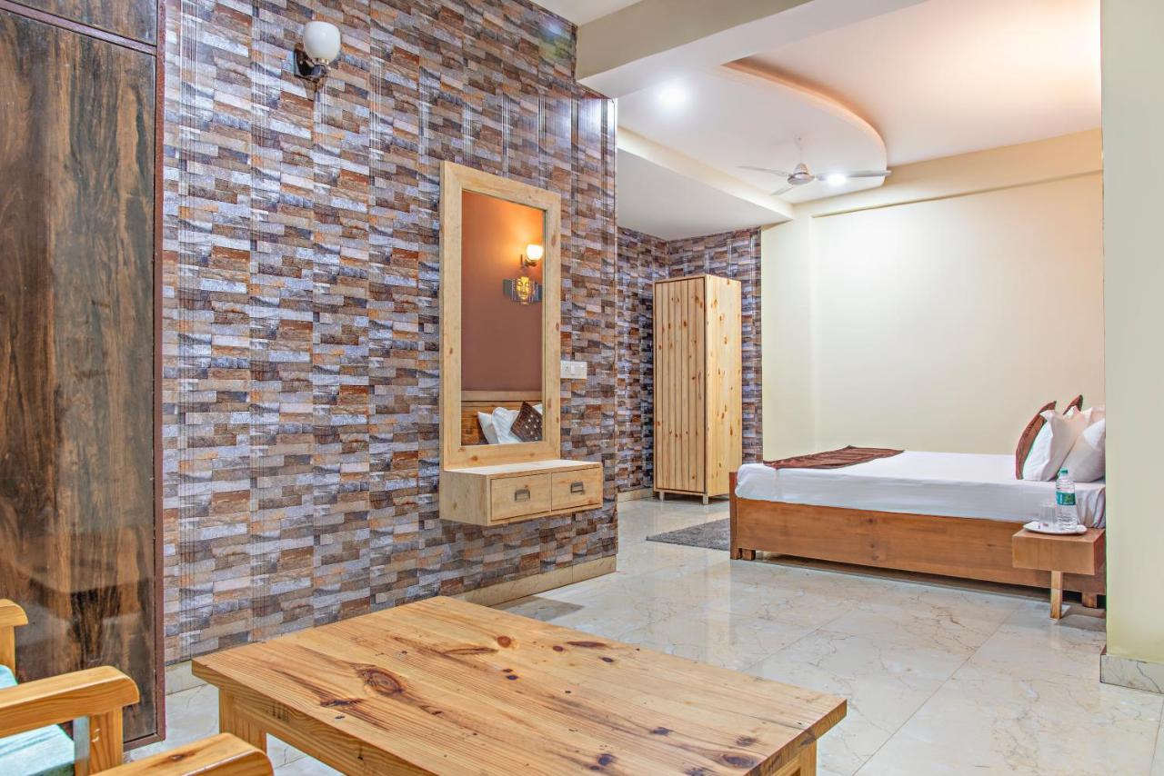 Hillcrest Heights Bed and Breakfast Kasauli Buitenkant foto