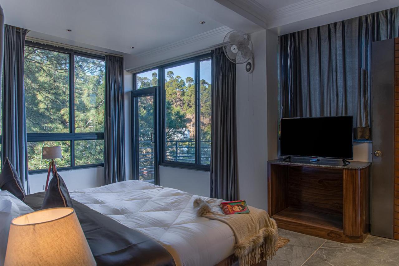 Hillcrest Heights Bed and Breakfast Kasauli Buitenkant foto
