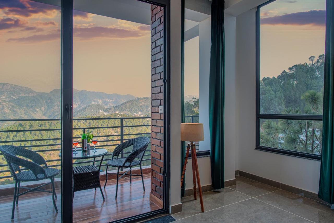 Hillcrest Heights Bed and Breakfast Kasauli Buitenkant foto